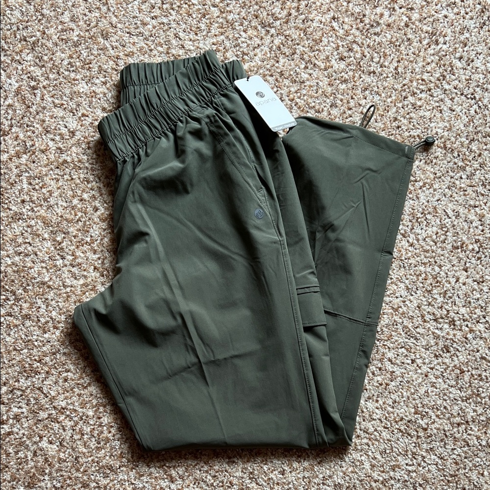 NWT Apana Olive Green Active Jogger Pants